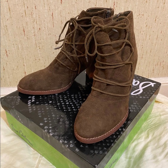 NWB Sam Edelman Mallard suede lace up booties - Picture 3 of 9